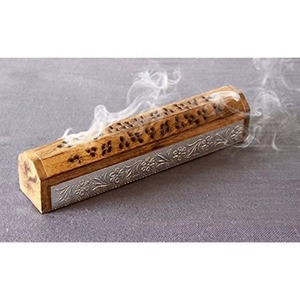 Brûleur d'encens en bois de santal fait à la main avec couvercle en laiton, diffuseur aromatique de style chinois, utilisation toute l'année - Product Image 2