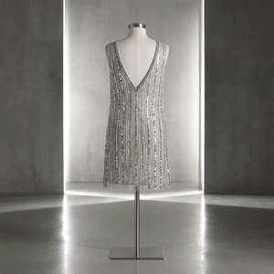 Vestido de Noche Corto de Lujo con Cuentas Hechas a Mano, Vestido de Fiesta Mini con Lentejuelas, Vestido de Cóctel Elegante sin Mangas Personalizado para Mujer - Product Image 4