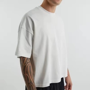 Fabrication au Pakistan, chemises sur mesure pour hommes, service OEM, conception ODM, dernières tendances, t-shirts pour la saison estivale 2026 - Product Image 3