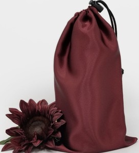 Sac à poussière en satin avec cordon de serrage, couleur bordeaux, pochette d'emballage réutilisable - Product Image 1