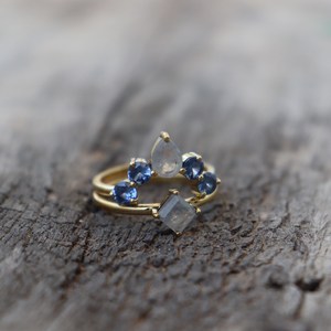 Bague de promesse en pierre de lune naturelle et saphir, pierre de lune bleue, argent sterling 925 plaqué or 14 carats, bague délicate, cadeau - Product Image 3