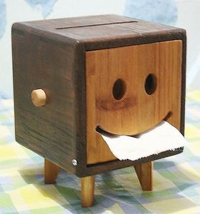 Porte-mouchoirs moderne en bois en forme d'hippopotame avec support pour téléphone, organisateur de bureau et d'hôtel durable, option de logo personnalisé - Product Image 3