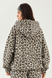 Vente en gros de sweats à capuche personnalisés pour femmes, imprimé léopard blanc et jaune, streetwear, sweats à capuche surdimensionnés de qualité supérieure pour femmes - Product Image 2