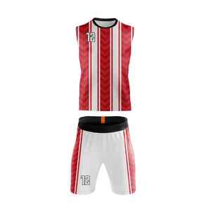 Conjunto de camiseta de fútbol transpirable de tela ecológica con estampado, con números y nombres de jugador personalizados para uniforme 7 contra 7 - Product Image 2