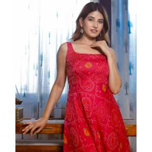 Vestido Livia Rosa Bandhani con Cuello Cuadrado, Tejido Transpirable, Silueta Holgada, Bordado para Ocasiones Diarias, Talla XS - Product Image 4