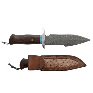 Couteau de chasse en acier de Damas avec manche en bois, lame à pointe tombante, bord droit, étui en cuir - Product Image 2
