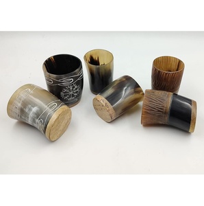 Verre court en corne de buffle écologique Verre à liqueur en corne à boire Vente en gros Verre court en corne Nouveau produit en vente et en gros - Product Image 4