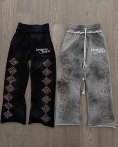 Ensemble sweat à capuche surdimensionné personnalisé avec strass et pantalon de survêtement taille haute vintage ample à jambes larges, ensemble de survêtement orné de strass - Product Image 4