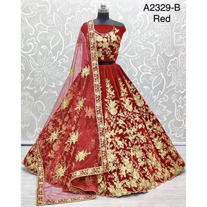 Collections de velours de vêtements de mariée indiens pour la mariée avec le travail de Zarkhan par Fabzone - Product Image 2