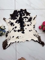 Nouveauté - Tapis en cuir de vachette - Vente flash - Tapis noir et blanc pour salon - Décoration intérieure - Traditionnel - 100% cuir de vachette - Fait main