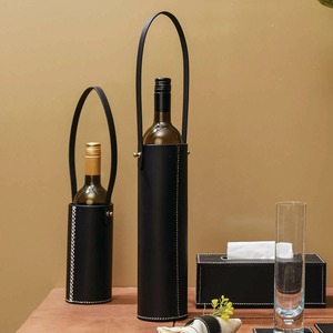 Elegante Soporte Metálico para Botellas de Vino, Diseño Curvo Abierto, Moderno Exhibidor de Botellas - Product Image 4