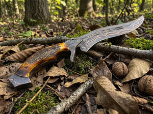 Couteau de chasse Bowie haut de gamme fait main en acier Damas cuivré, avec manche en bois de cerf et garde en cuivre, lame fixe de 10 pouces à pointe clip. - Product Image 3