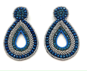 Boucles d'oreilles faites à la main pour femmes, bijoux tendance, boucles d'oreilles créoles multicolores par MD HANDICRAFTS - Product Image 3