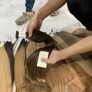 Extensions brésiliennes naturelles alignées à cuticules, vente en gros, cheveux humains indiens crus, couleurs personnalisées en vrac - Product Image 4