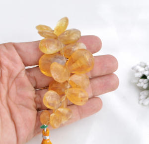 ลูกปัดซิทรินทรงหยดน้ำเจียระไน l ลูกปัดซิทรินทรงหยดน้ำเจียระไนธรรมชาติขนาด 4 นิ้ว สำหรับทำเครื่องประดับอัญมณีชั้นดี - Product Image 3