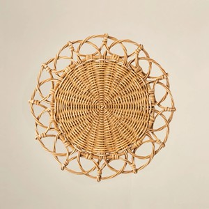 Sous-plat en rotin tressé personnalisé pour vaisselle, décoration de table de mariage ou de salle à manger, fabriqué au Vietnam - Product Image 1