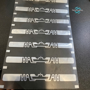 Étiquette adhésive UHF RFID taille 100x22 mm, antenne taille 95x8 mm, puce 7U, fabriqué au Vietnam, personnalisable pour UHF RFID - Product Image 1