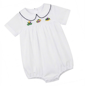 Nœuds français faits à la main, collection Mardi Gras. bulle de bébé. blanc avec des motifs mignons pour les enfants. - Product Image 2