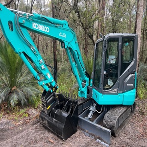 Mini-excavatrice compacte Kobelco pour chantiers étroits, terrassement, installation de canalisations, aménagement paysager - Product Image 6
