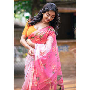 Sari en coton Chanderi rose bébé imprimé Pichwai avec bordure tissée en zari, vêtements indiens et pakistanais - Product Image 1
