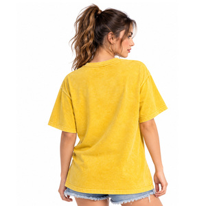 T-shirts unisexes à imprimé graphique, 300 GSM, 100% coton, impression en relief, tissu en coton, vêtements personnalisés, fabricant OEM ODM en gros - Product Image 2