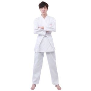 Uniforme de Karate Transpirable Hecho a Medida, Unisex, de Alta Calidad, con Diseño y Logotipo Personalizados - Product Image 4