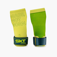 Empuñaduras de mano con logotipo personalizado CrossFit con muñequeras para el sudor OEM ODM equipo de entrenamiento funcional de levantamiento de pesas para deportes
