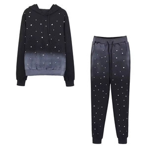 Ensemble de survêtement personnalisé en polyester/coton avec capuche zippée rose, coupe-vent d'hiver à séchage rapide pour hommes et femmes, idéal pour le tennis, la course à pied, l'entraînement et le volley-ball - Product Image 4