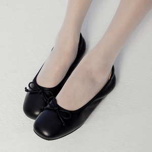 Ann'S Women Soft Leather Ballet Flats Bow Minimal Style Casual Flat Shoes - Product Image 1