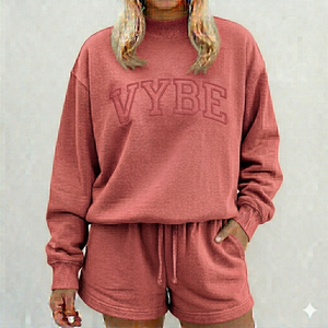 Ensemble court col roulé tendance urbaine pour femme – Doux, chaud et confortable – Tenue décontractée deux pièces pour l'hiver - Product Image 1