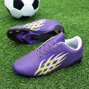 Botas de Fútbol de Alta Calidad para Niños, Antideslizantes, Resistentes al Desgaste, con Gráficos de Llamas, para Entrenamiento de Primavera - Product Image 3
