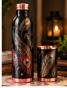 Juego de Botellas de Agua de Cobre de Doble Pared con Diseño de Sol, Luna y Estrellas en Azul Marino y Dorado, con Tapa de Cobre y Vaso - Product Image 4