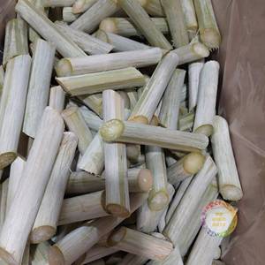Jugo de Caña de Azúcar de Vietnam, Cañas de Caña de Azúcar con Alto Contenido de Brix (20%), 100% Natural, Fresco, Pelado y Limpio, 20 kg/Caja para la Industria de Bebidas - Product Image 5
