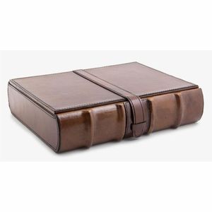 Premium Square Leather Watch & Jewelry Box | Elegant Cosmetic Storage Case | Multi-functional Jewelry Organizer for Women/Men - Product Image 6