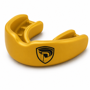 Protector Bucal de Goma Amarillo DUMELA INTERNATIONAL con Logotipo Shield, Equipo de Protección de Boxeo Unisex para Adultos, Ajuste Personalizado - Product Image 1