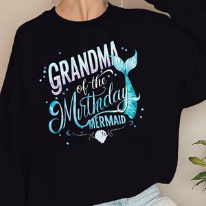 Sweat-shirts tricotés décontractés pour femmes avec imprimé « Grand-mère de la sirène des anniversaires » - Product Image 2