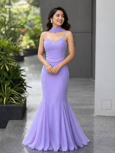 Falda de georgette de diseño elegante con corte de pez y detalles sólidos para mujer - Top sin mangas con pedrería y acolchado - Conjunto con dupatta - Proveedor mundial - Product Image 2