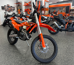 Super Ofertas: Motocicletas Nuevas KTM 500 EXC-F, 250SX-F, 450 Factory Edition, Listas para Enviar - Product Image 1