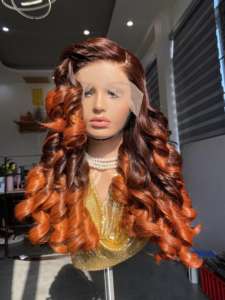 Vente en Gros Extension de Cheveux Vierges et Remy Ondulés Rebondissant Style Naturel - Product Image 4