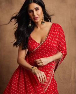 Designer <b>Red</b> Georgette <b>Saree</b> with Gold Butti Print & Fancy Lace Border | Soft Party Wear Ethnic <b>Saree</b> with Matching Blouse Piece - Product Image 2
