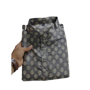 VÊTEMENTS FORMAUX IMPRIMÉ PURE SOIE TRAVAIL HOMME KURTA AVEC PAYJAMA GRIS - Product Image 1