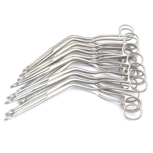 Forceps d'intubation Magill en acier inoxydable de qualité médicale, instrument chirurgical réutilisable pour la gestion des voies respiratoires et l'intubation endotrachéale - Product Image 1