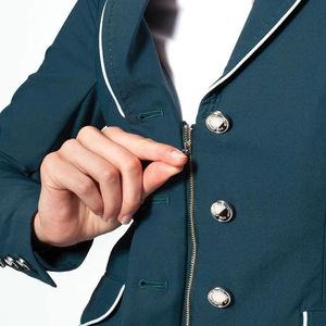 Chaqueta de equitación de tela elástica y confort equilibrado, con tacto suave y estilo elegante, servicio OEM. - Product Image 5