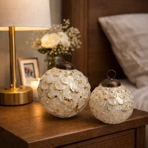 Ornements de Noël en verre effet blanc délavé avec feuille d'or, durables et de haute qualité, à prix réduit, très demandés - Product Image 5