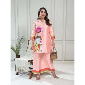 Kurti esthétique pour femmes en couleurs vibrantes ou à motifs audacieux, adapté aux événements sociaux et aux rassemblements, Kurti au prix de gros - Product Image 4