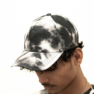 Casquette de baseball unisexe camouflage 6 panneaux ajustée style sport décontracté extérieur respirante imperméable en toile de polyester pour le golf Or - Product Image 4