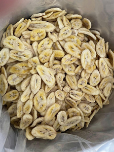 Bâtonnets de banane lyophilisés croustillants, sucrés et croquants, provenance Vietnam, vente en gros pour importateurs, distributeurs et détaillants - Product Image 5