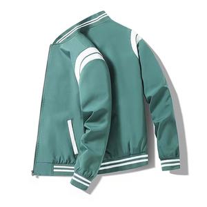 Fabricante OEM de Chaquetas Universitarias Personalizadas, Chaqueta de Béisbol Universitaria Premium con Cuerpo de Lana y Mangas de Cuero para Etiquetas de Ropa - Product Image 3