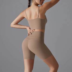 Ensemble de yoga 2 pièces sans coutures pour femme, taille haute, crop top et short, couleur unie, dos nageur, col rond, sans manches, en spandex, séchage rapide - Product Image 5