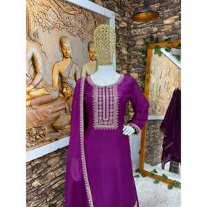 Conjunto de ropa de fiesta de diseñador para mujer Top Bottom y Fancy Dupatta - Product Image 6